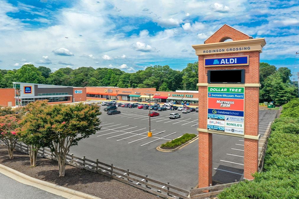 Robinson Crossing 450 Ritchie Highway Retail Space